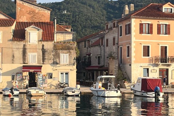 Stari Grad, Hvar